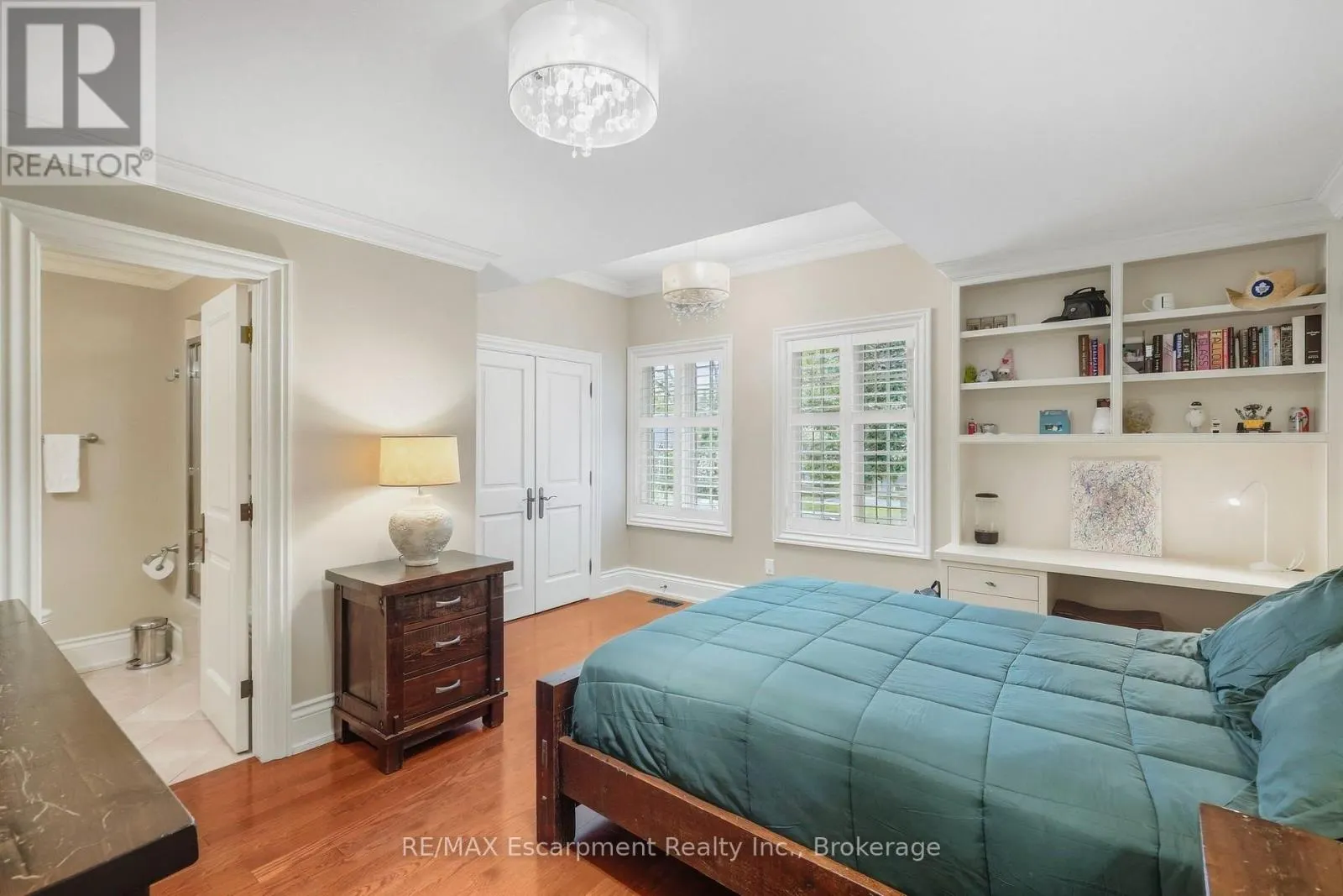 254 DONESSLE DRIVE