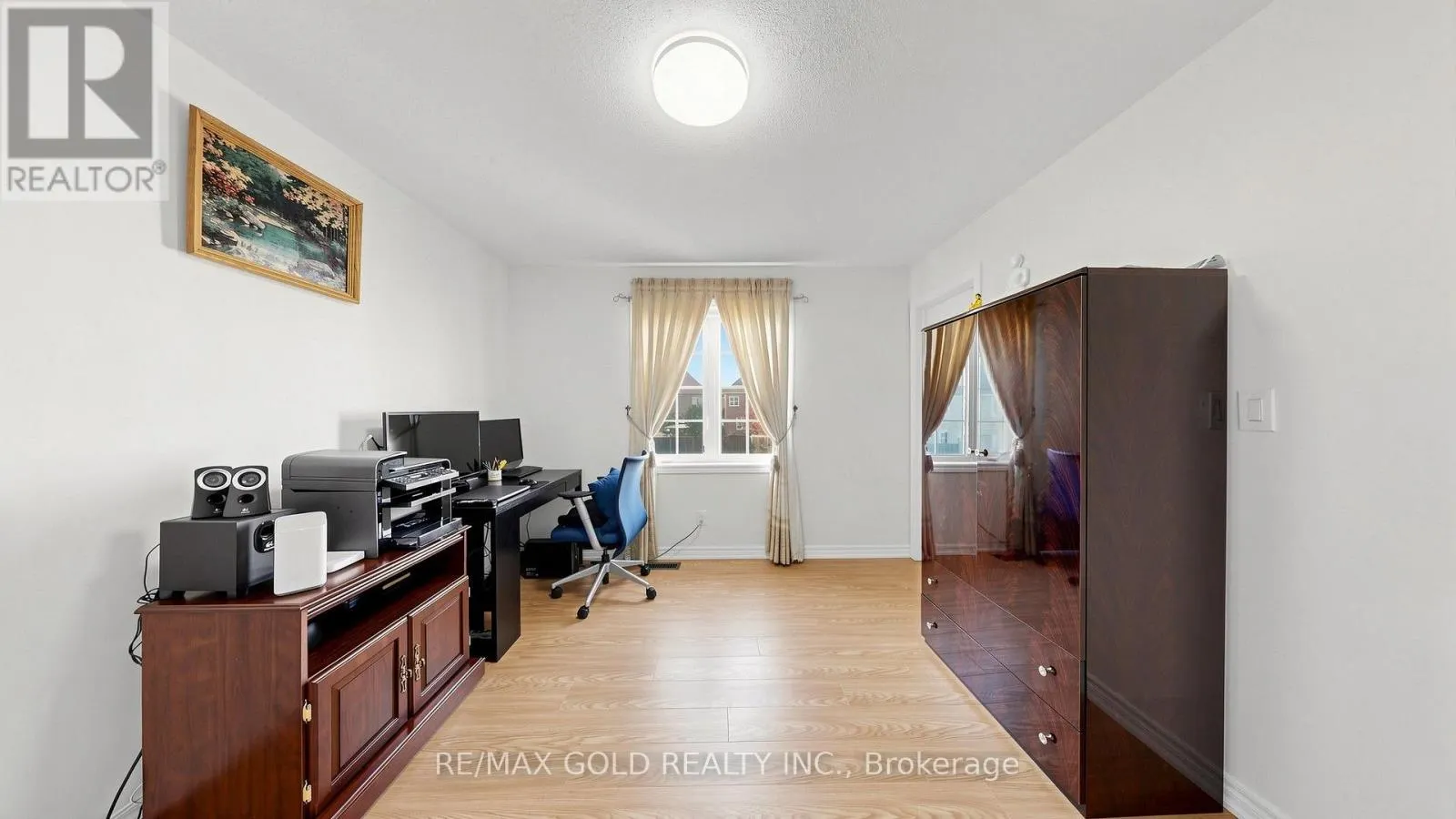 18 KAWANA ROAD
