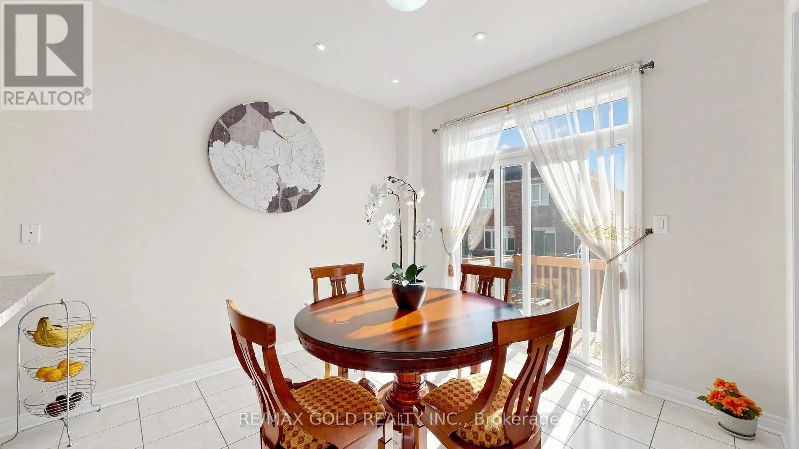 18 KAWANA ROAD