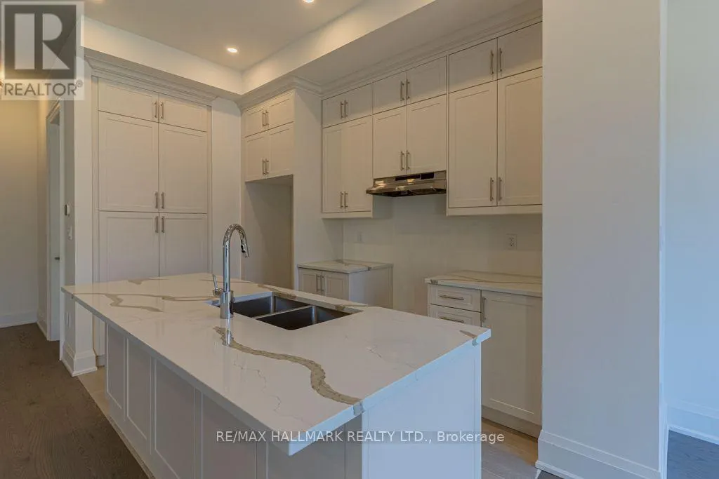 3313 TAHA GARDENS