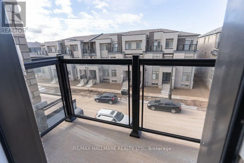 3313 TAHA GARDENS