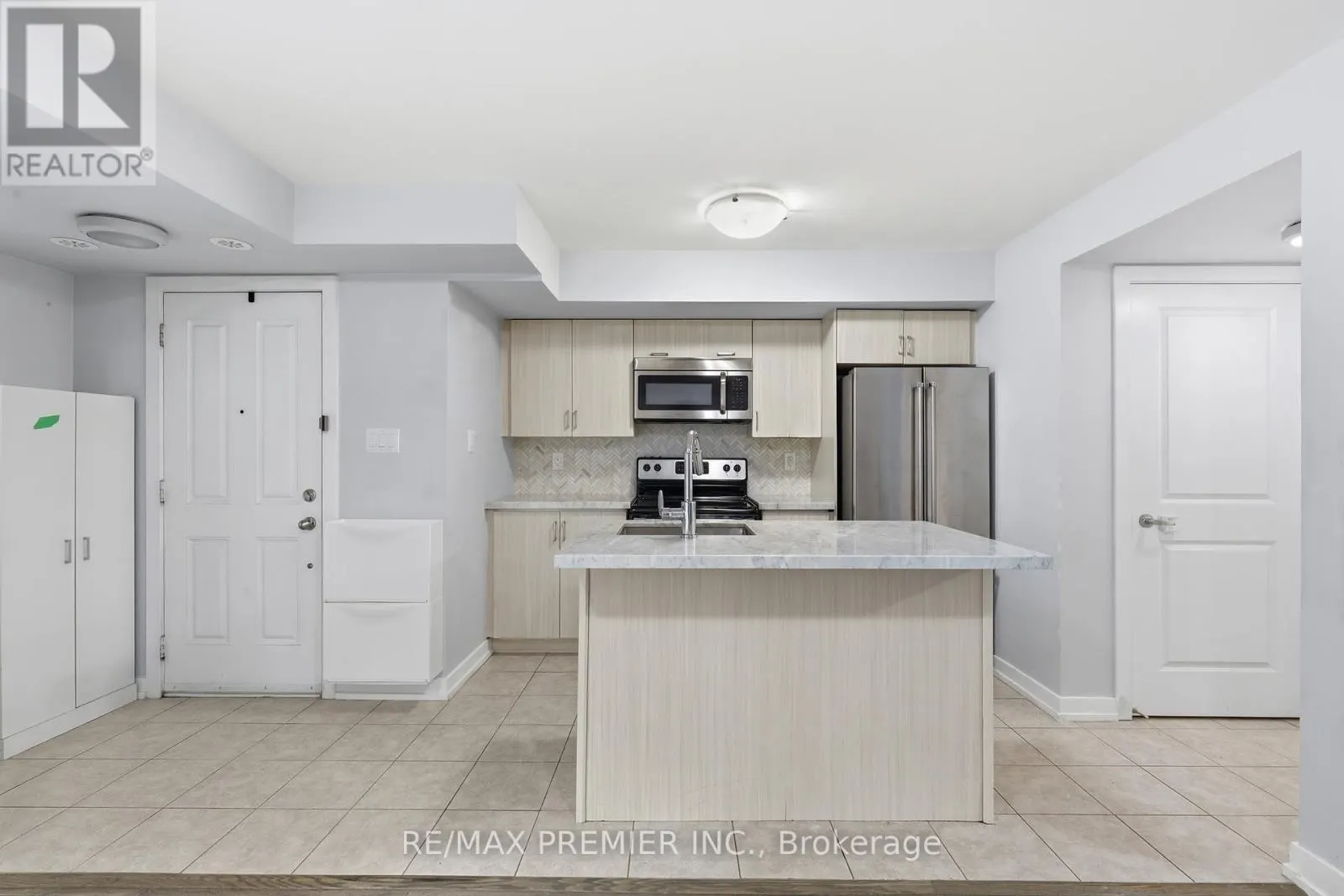 44 - 2315 SHEPPARD AVENUE W