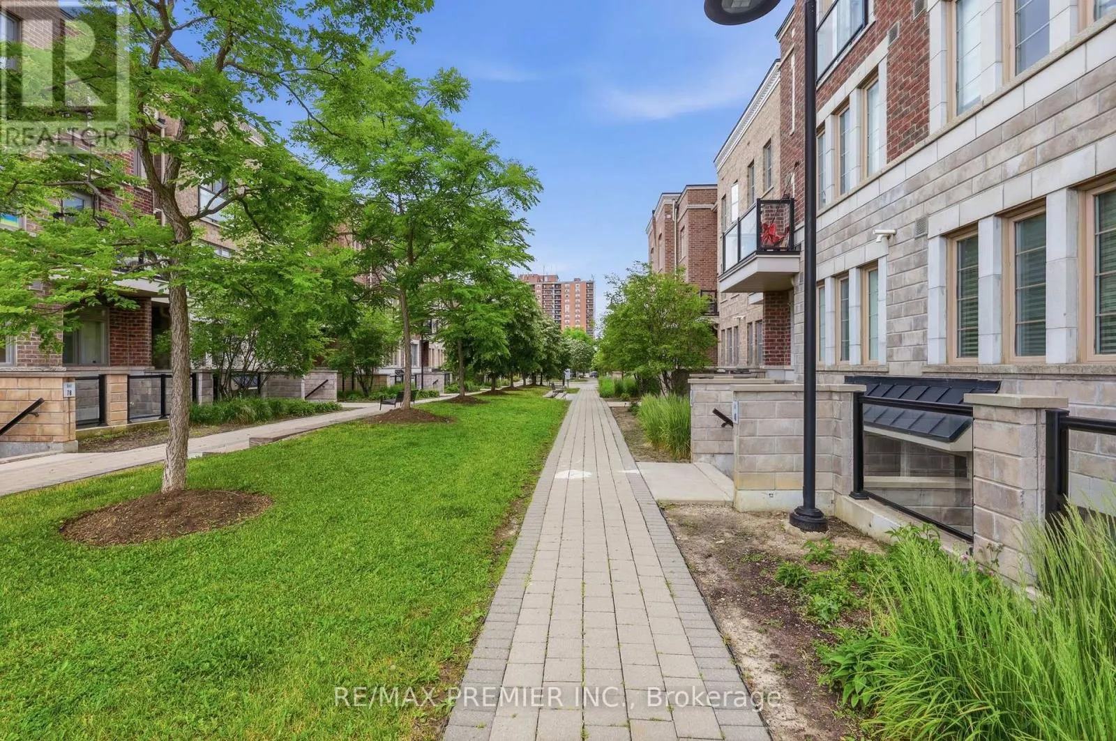 44 - 2315 SHEPPARD AVENUE W