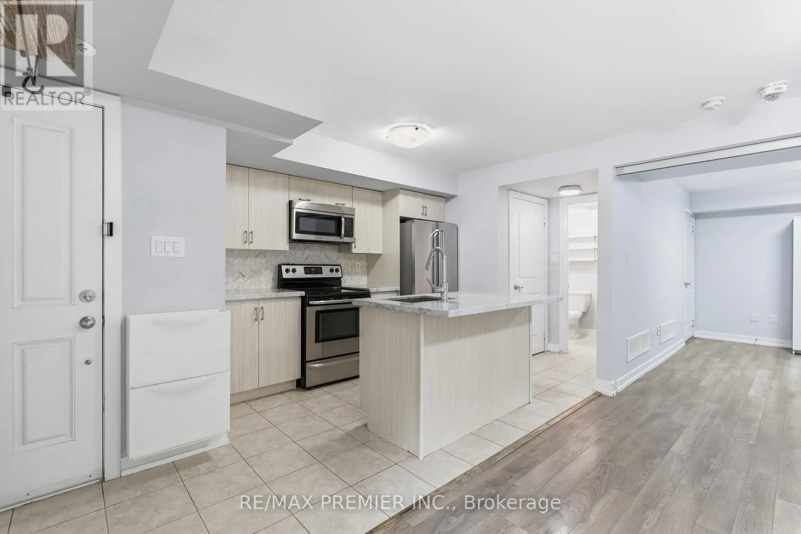 44 - 2315 SHEPPARD AVENUE W