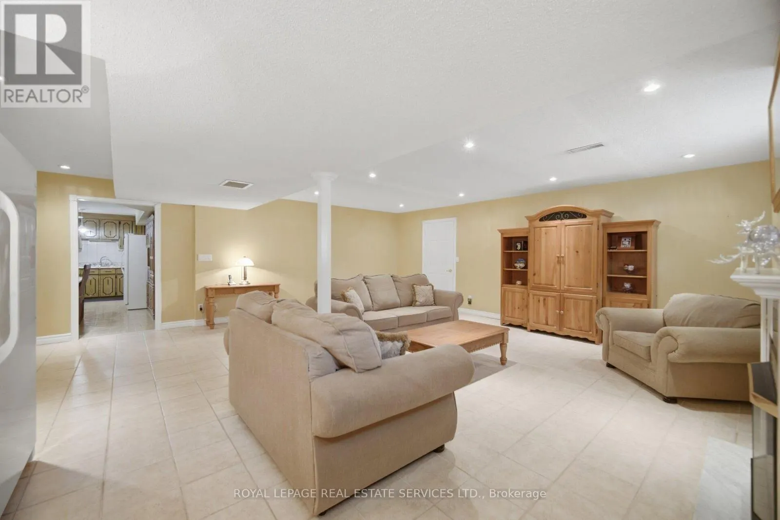 4107 WILCOX ROAD