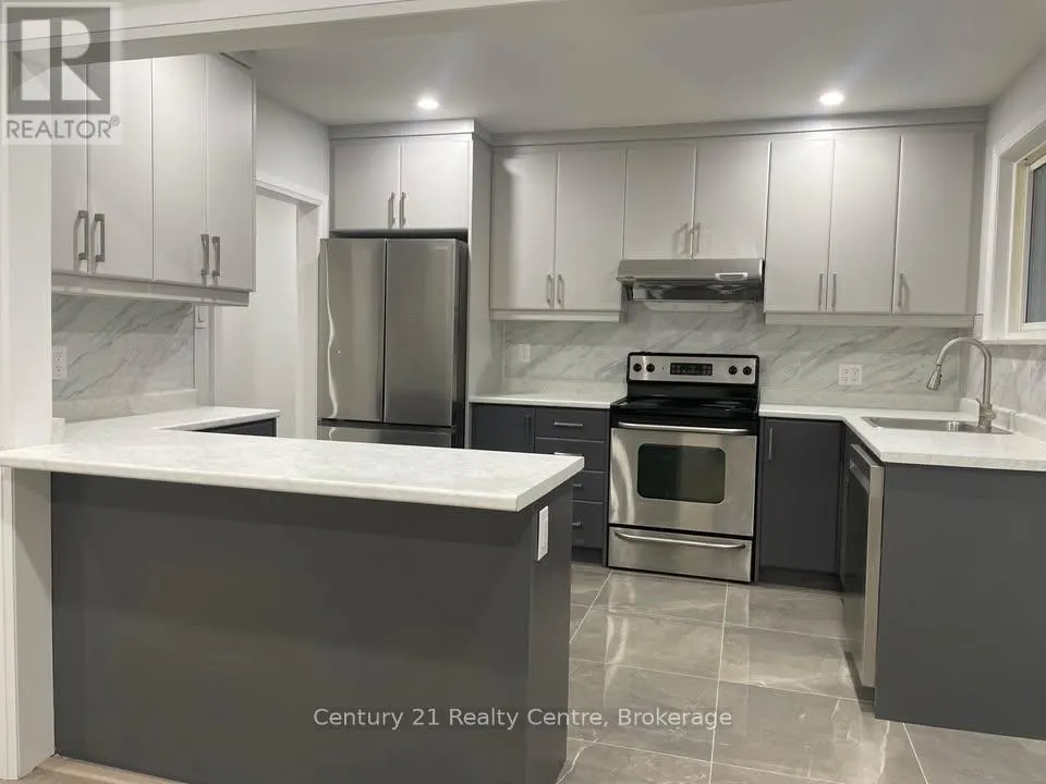 UPPER LVL - 19 ATHLONE AVENUE