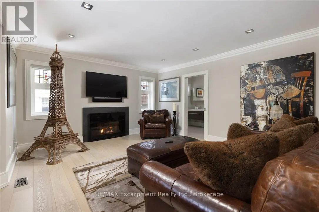 287 MACDONALD ROAD
