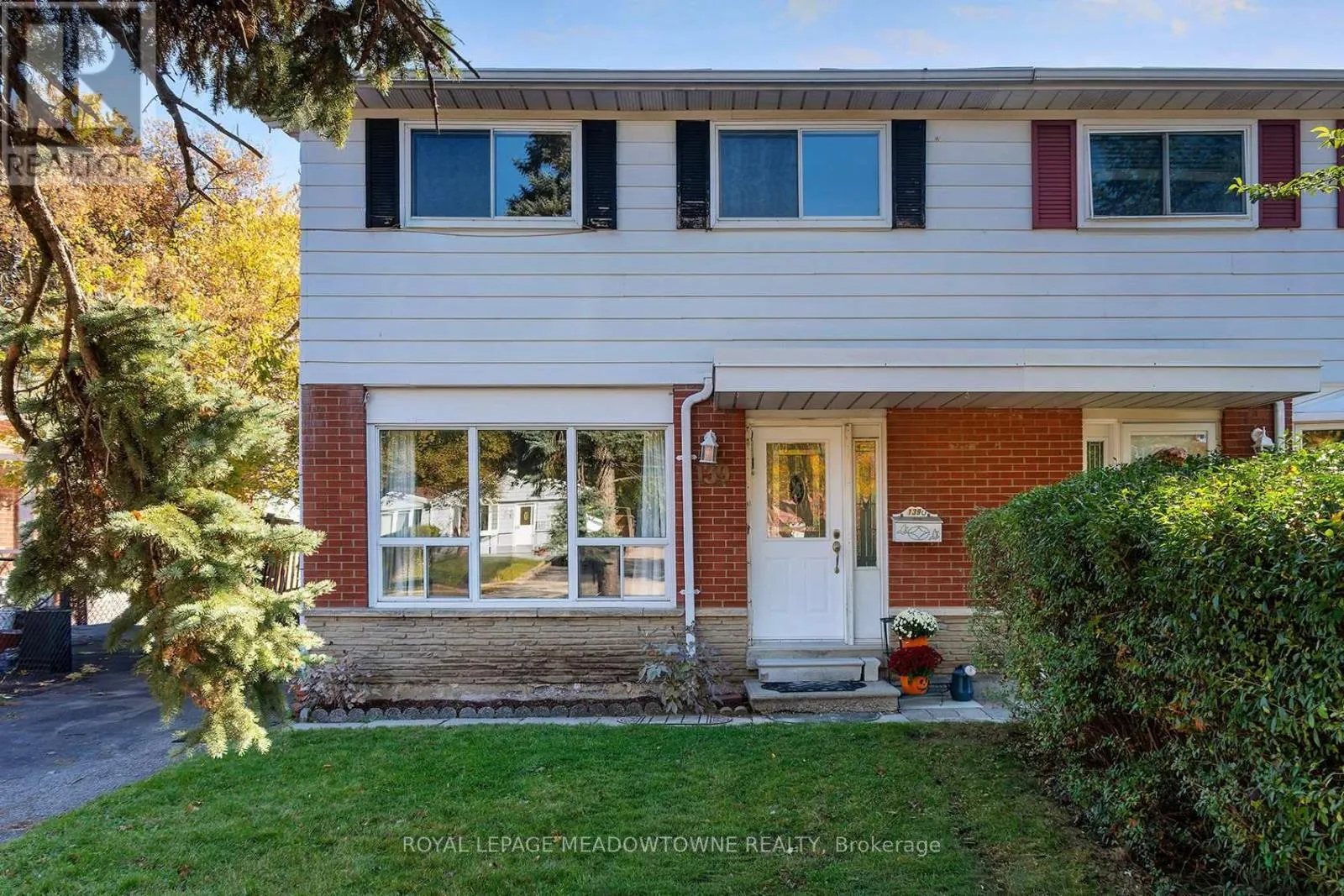 139 ARCHDEKIN DRIVE