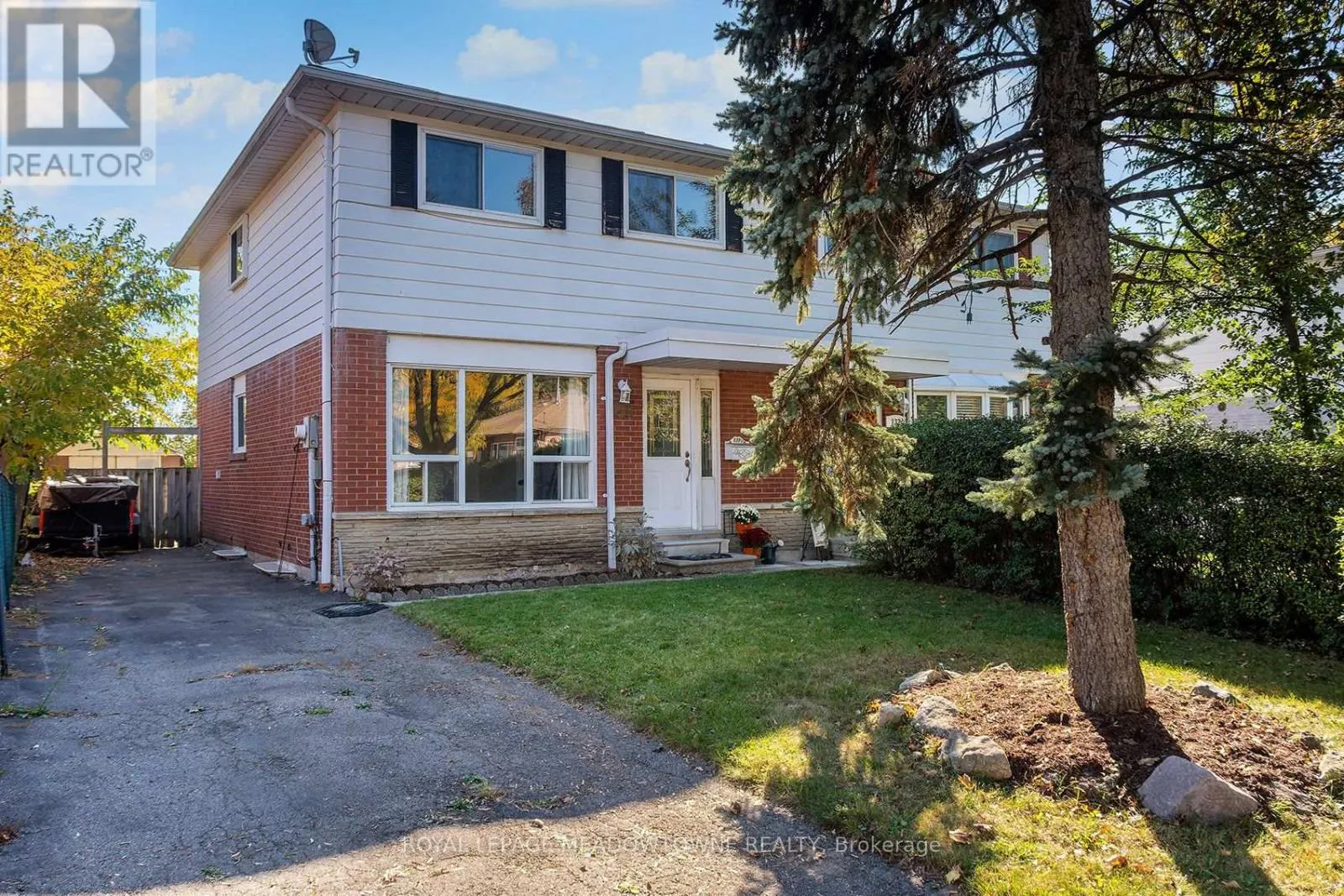 139 ARCHDEKIN DRIVE
