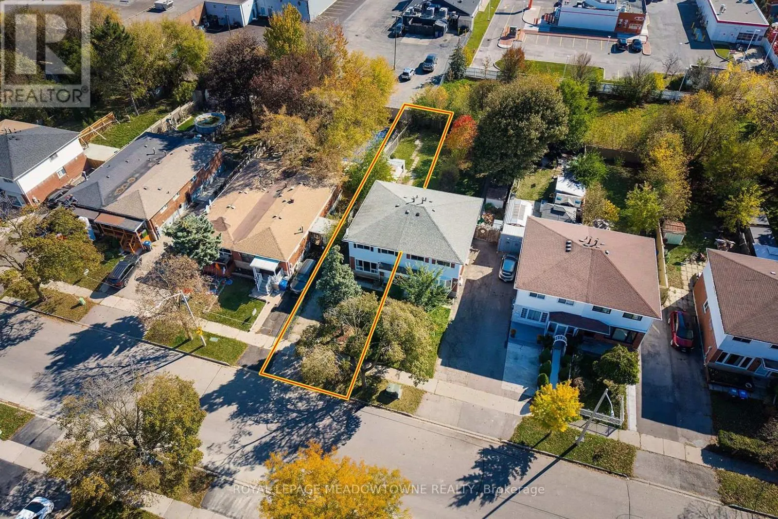 139 ARCHDEKIN DRIVE