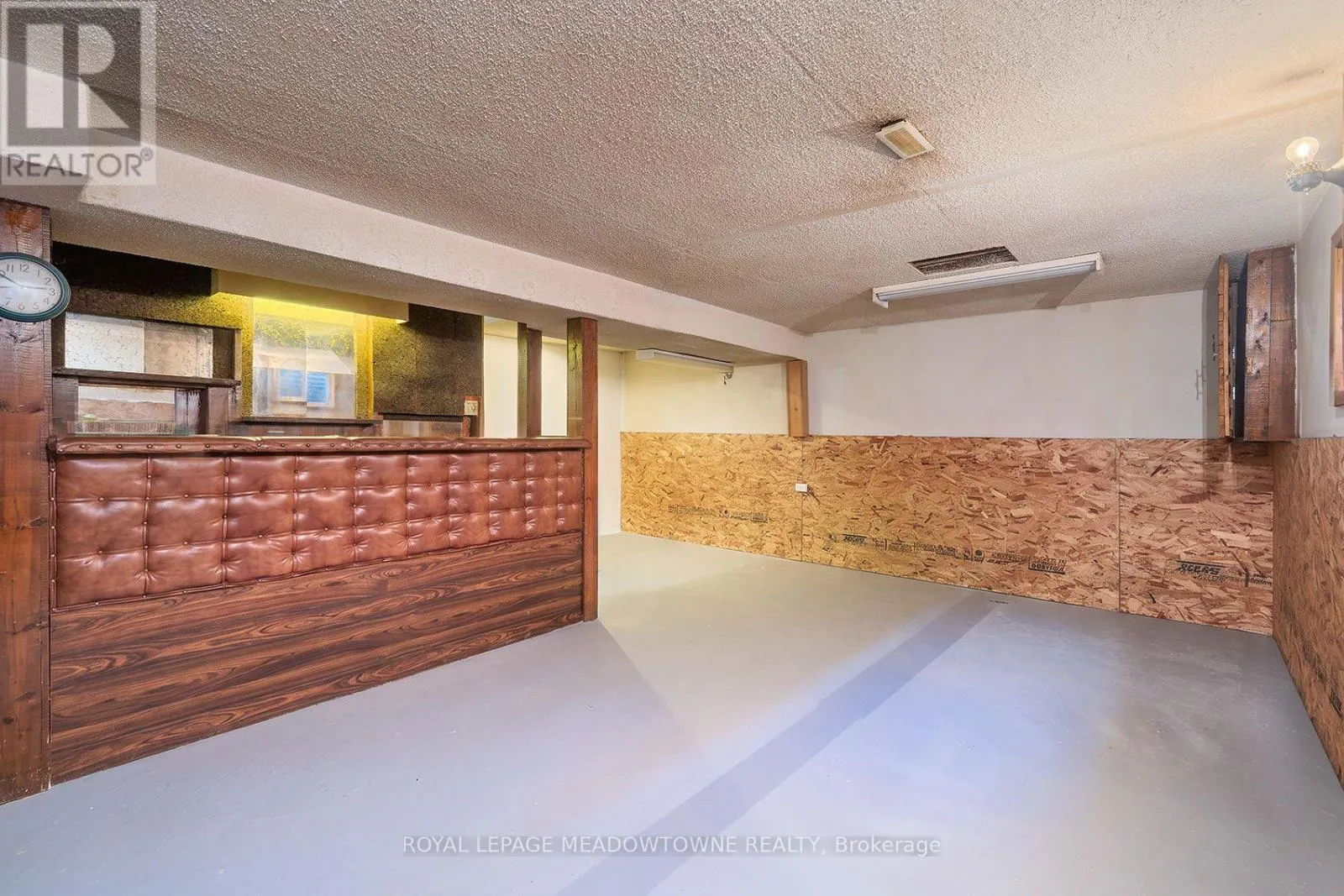 139 ARCHDEKIN DRIVE