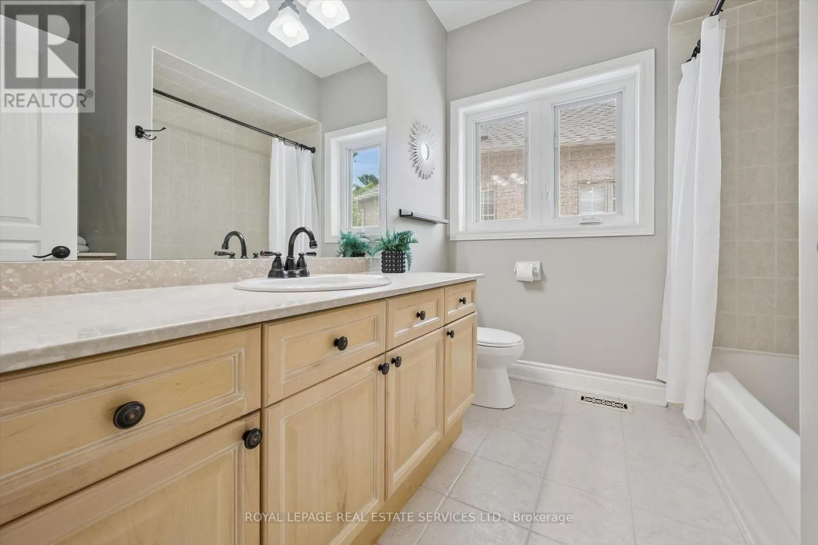 1036 VALLEY CREST CIRCLE