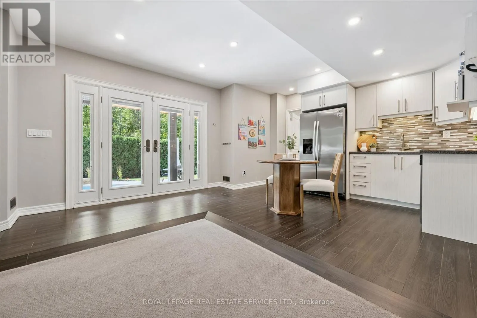 1036 VALLEY CREST CIRCLE