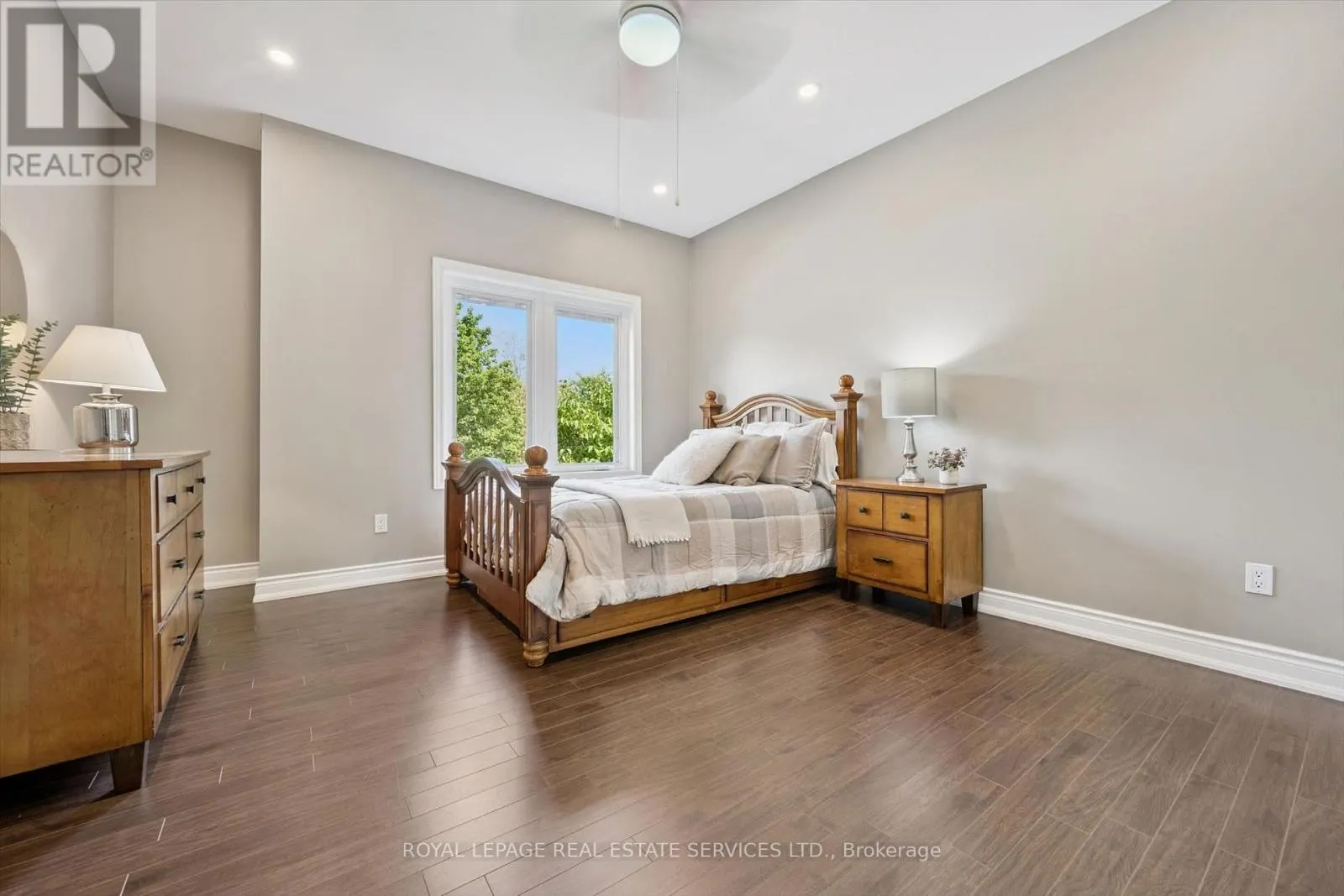 1036 VALLEY CREST CIRCLE