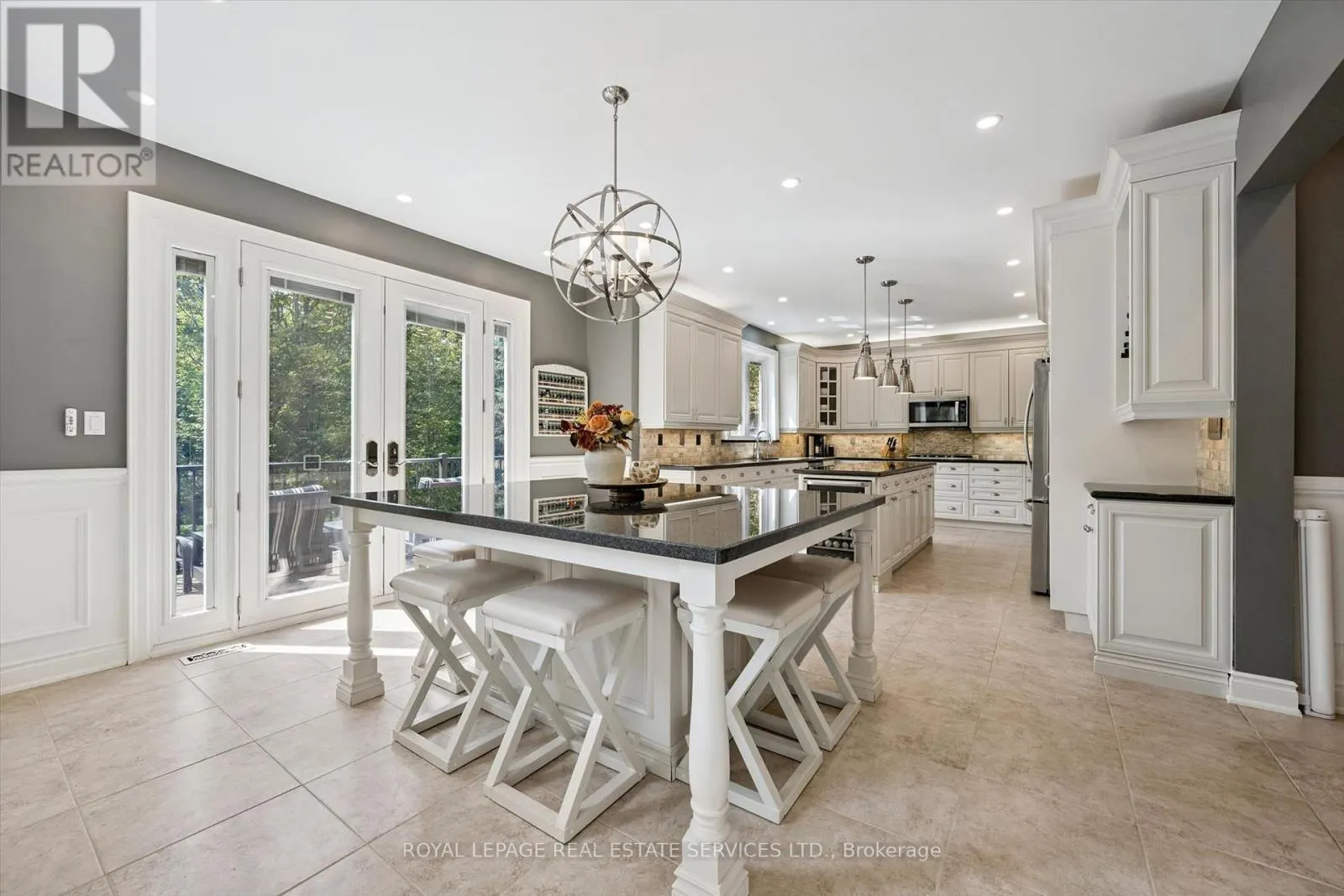 1036 VALLEY CREST CIRCLE