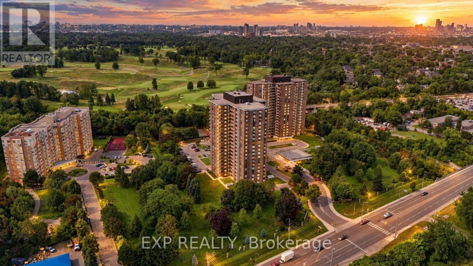 2101 - 1515 LAKESHORE ROAD E