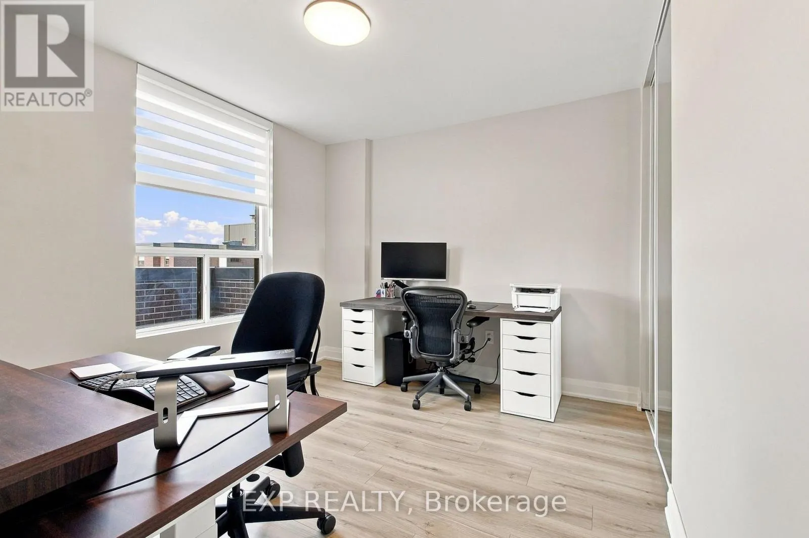 2101 - 1515 LAKESHORE ROAD E