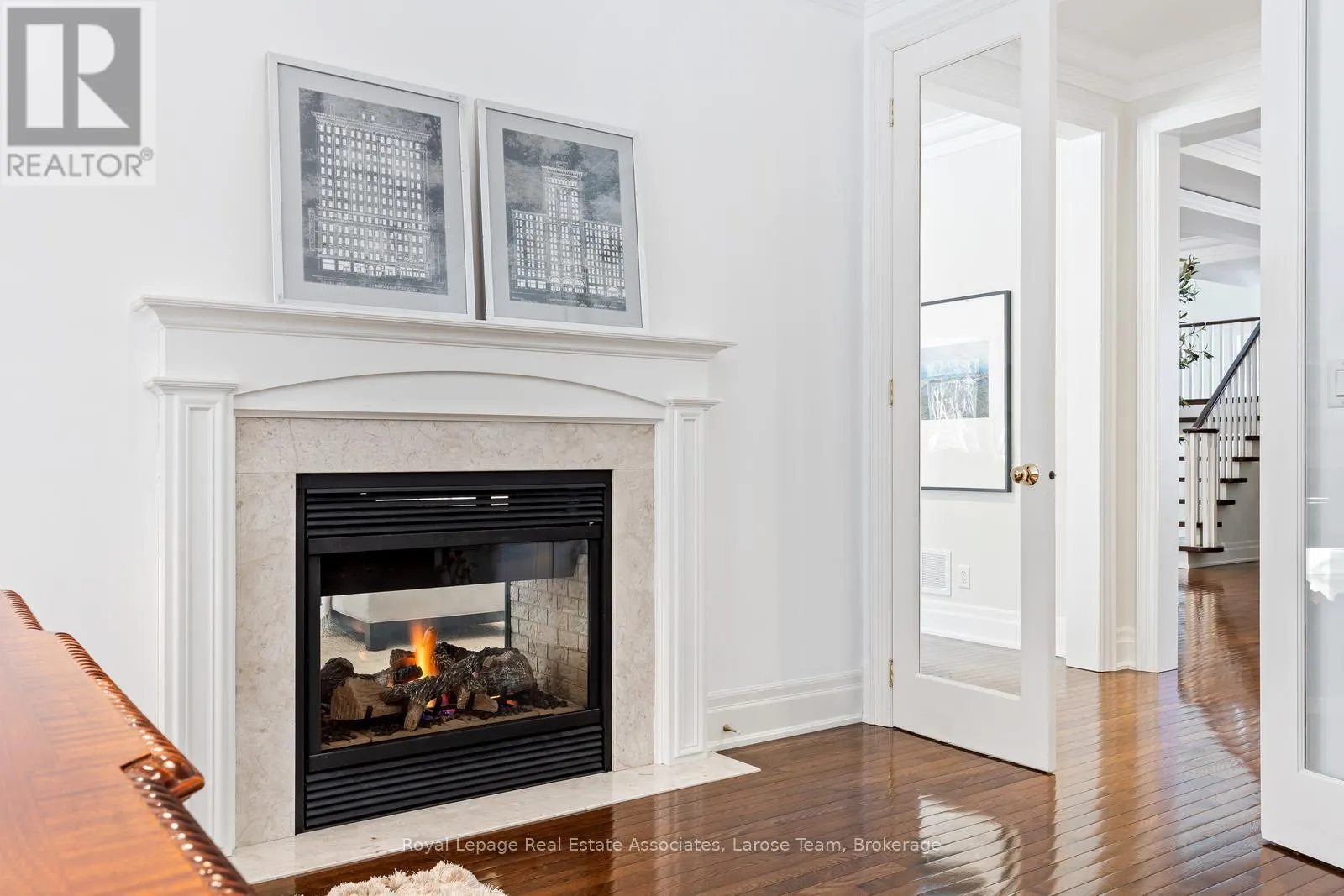 562 GLADWYNE COURT