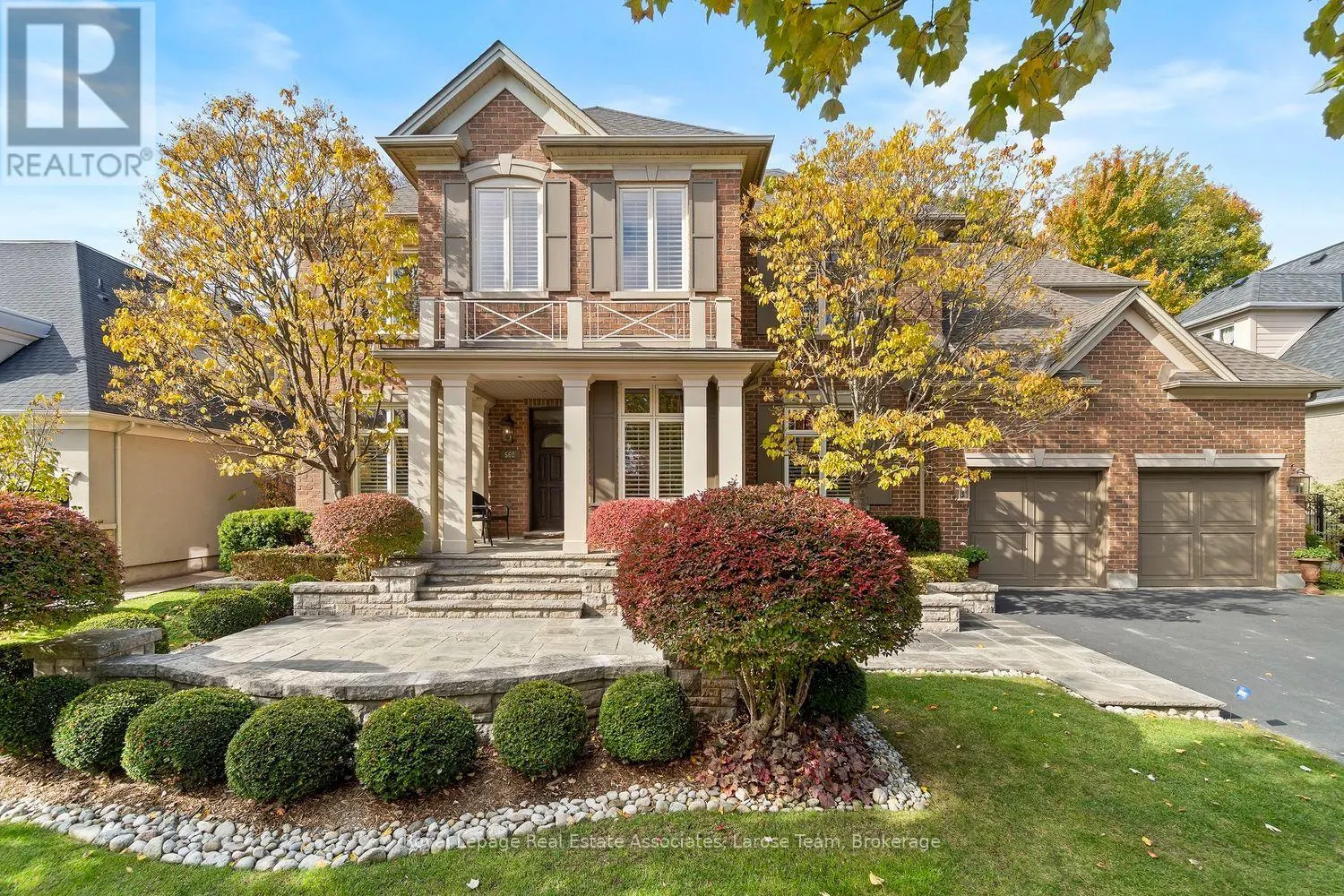 562 GLADWYNE COURT