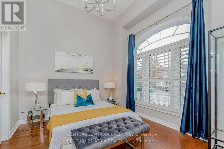 6 SHUTER LANE