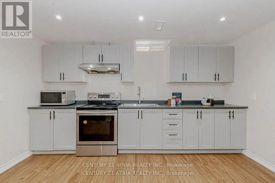 6 SHUTER LANE
