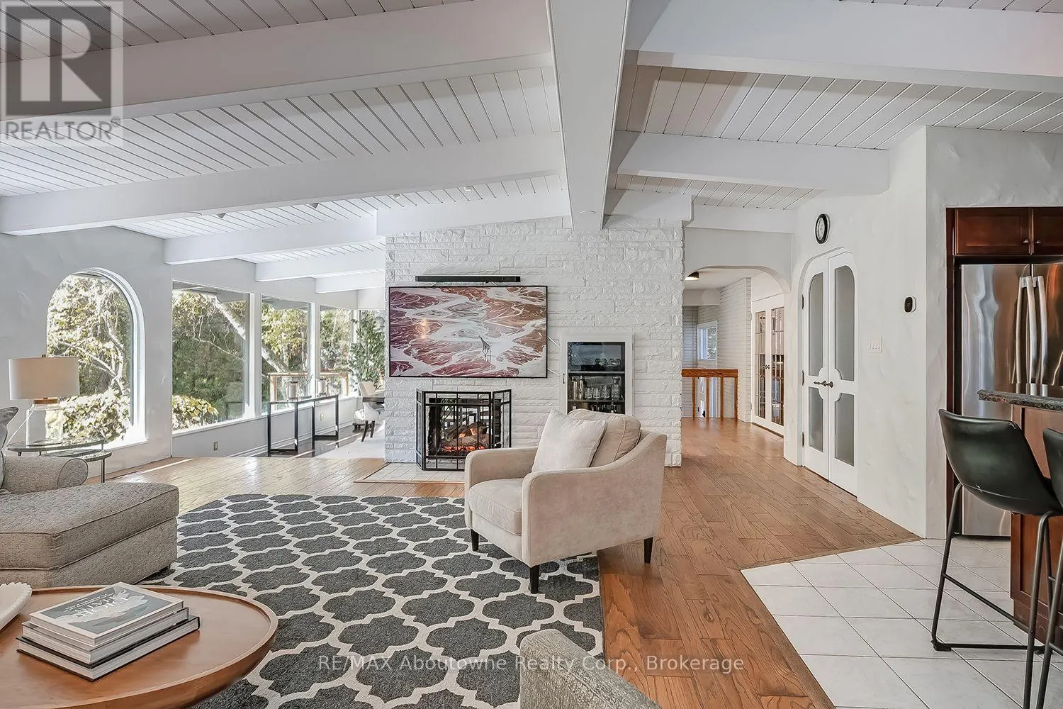 308 CARDINAL AVENUE