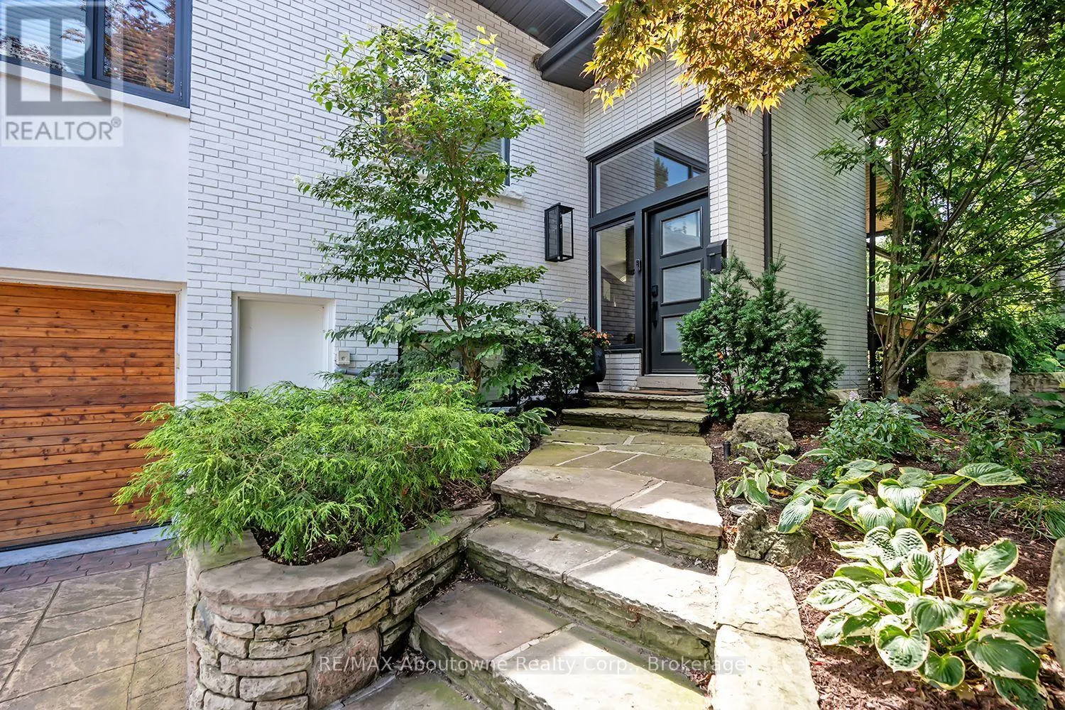 308 CARDINAL AVENUE