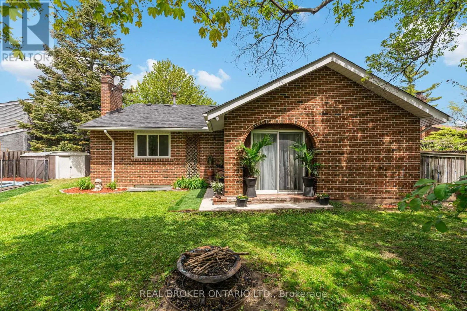 2873 INLAKE COURT