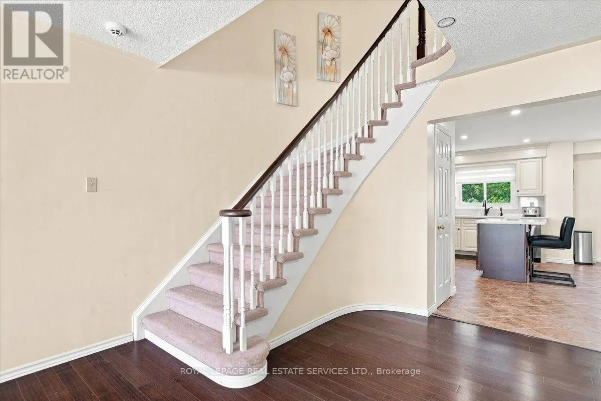 1199 LEEWOOD DRIVE