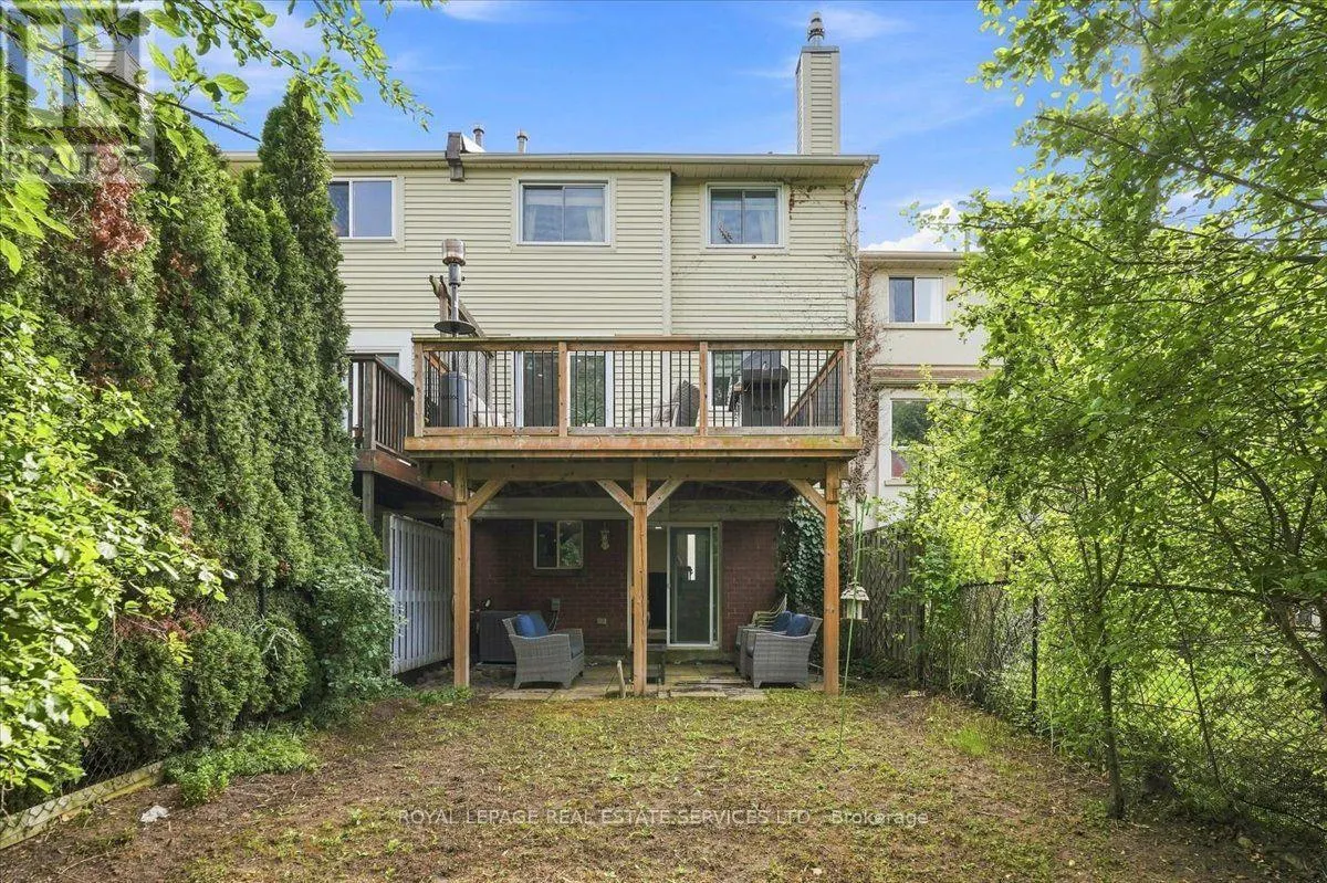1199 LEEWOOD DRIVE