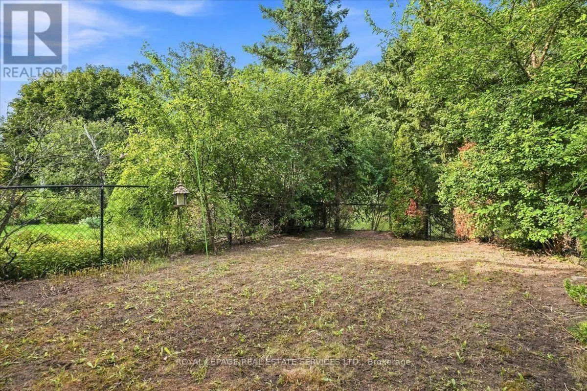 1199 LEEWOOD DRIVE