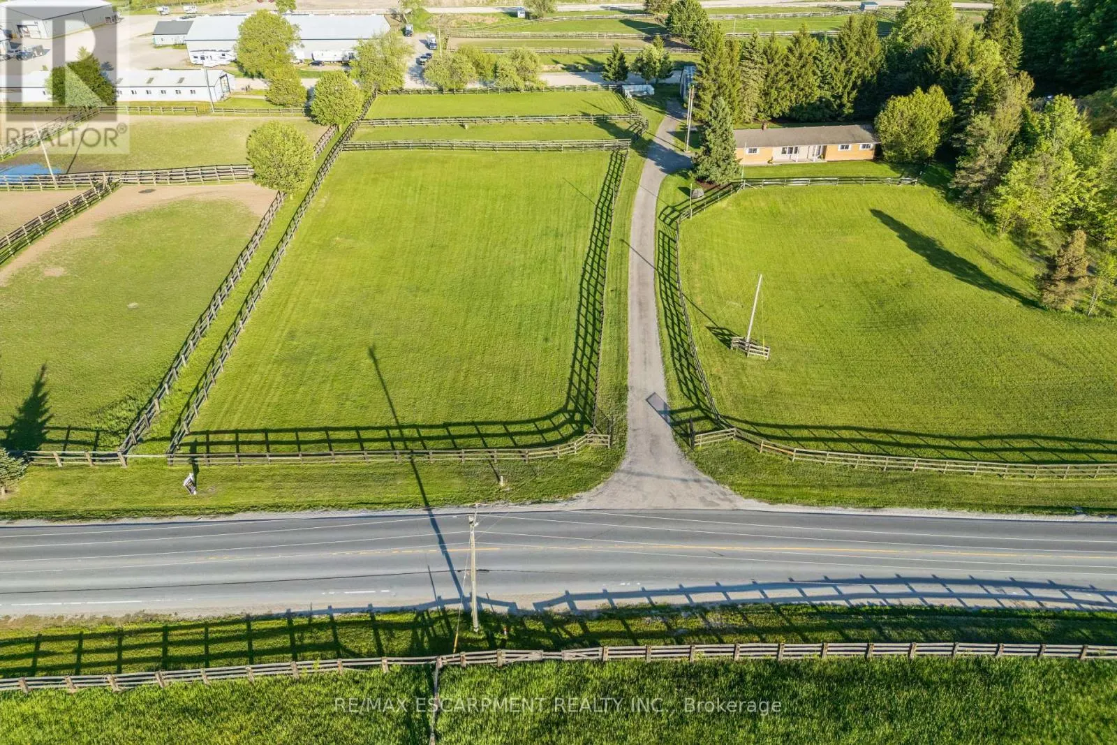 1250 ARKELL ROAD