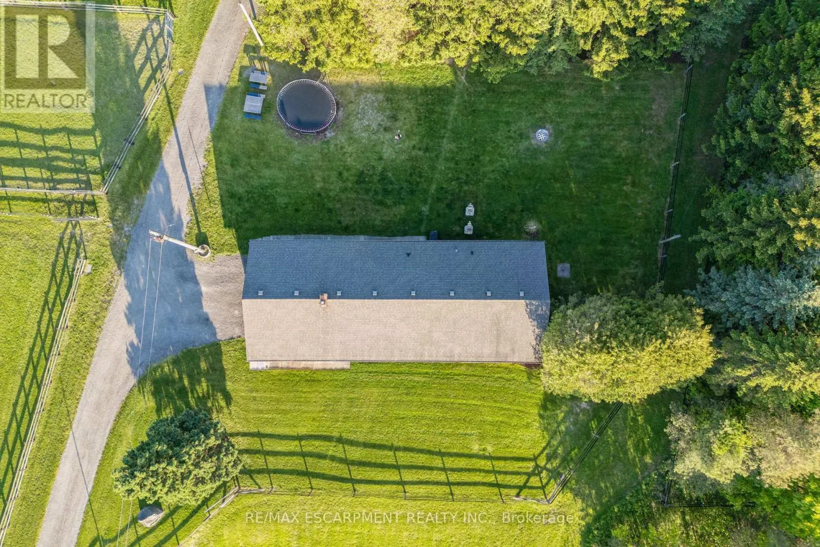 1250 ARKELL ROAD