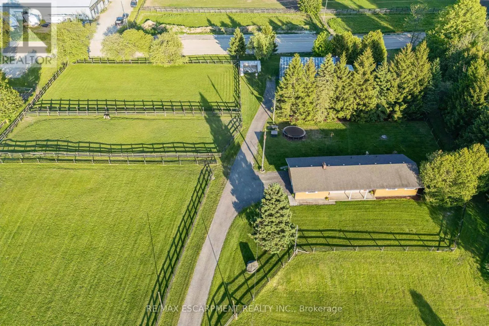 1250 ARKELL ROAD