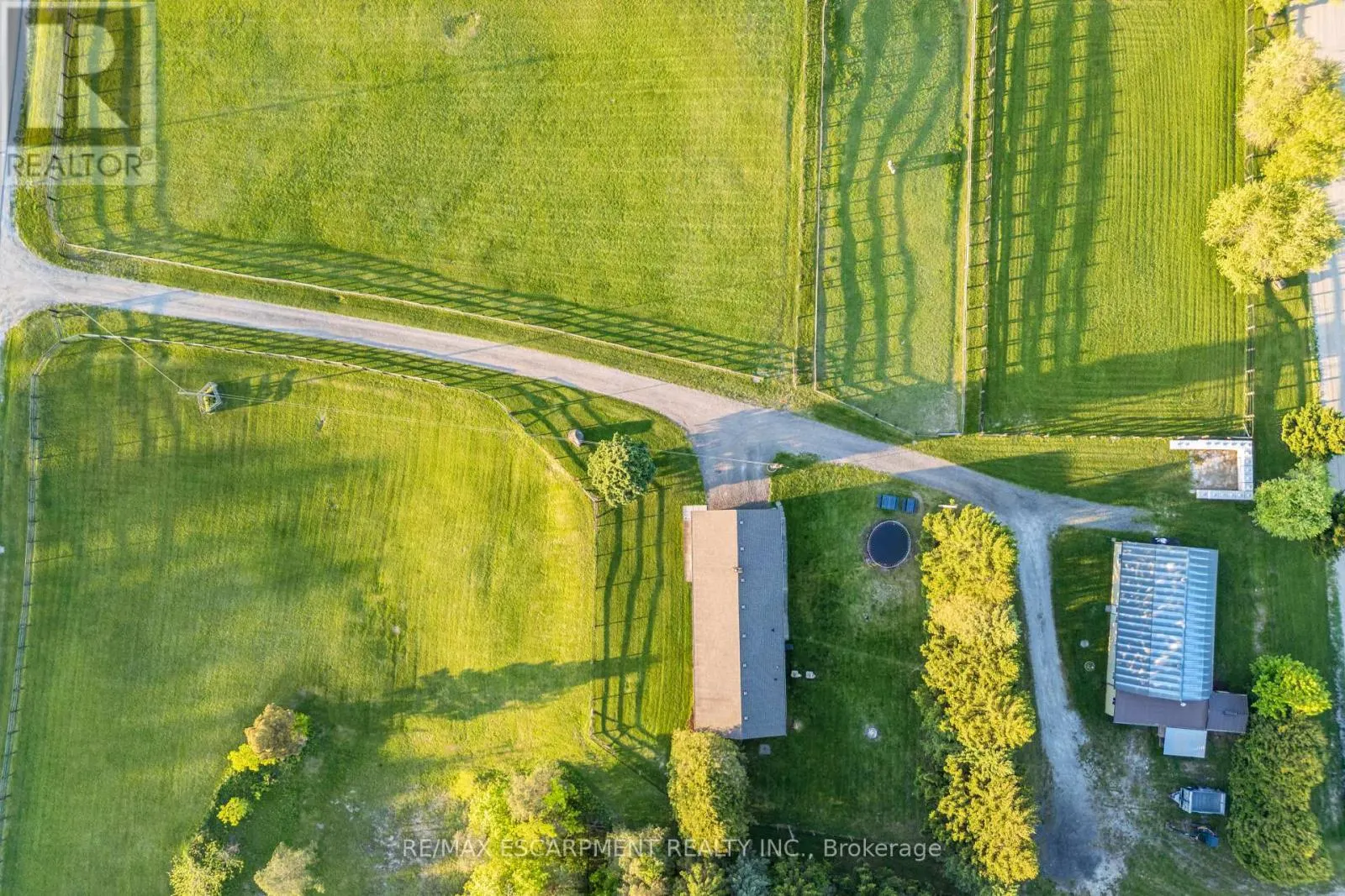 1250 ARKELL ROAD