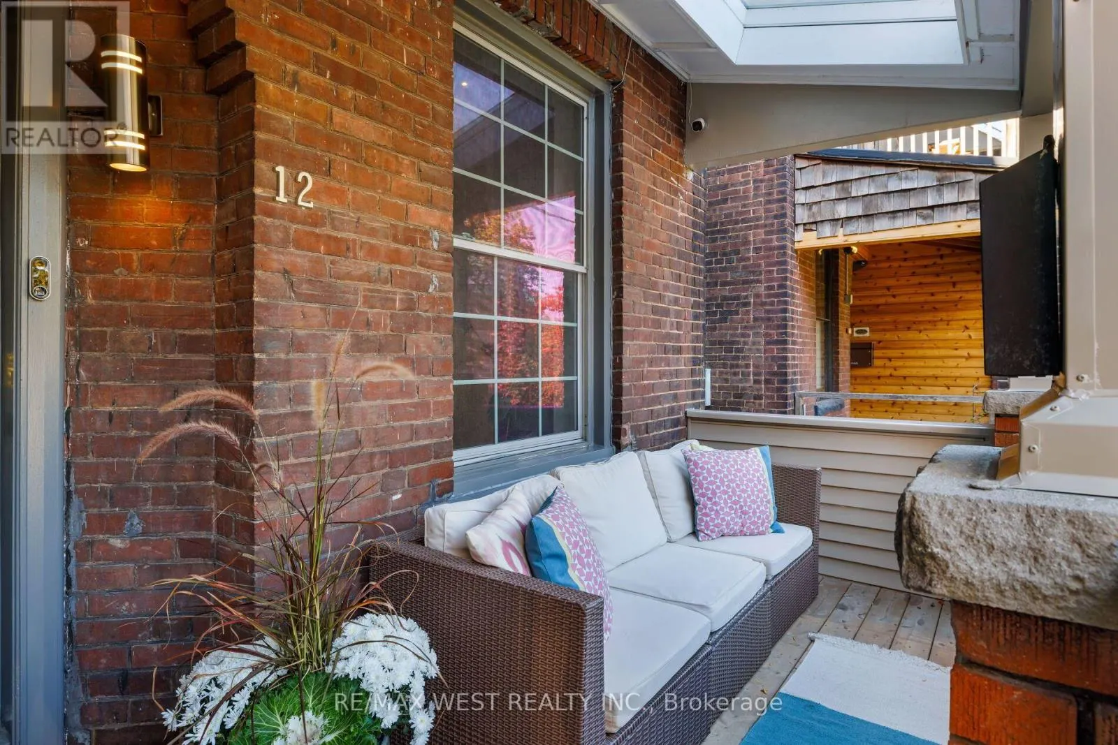 12 STRICKLAND AVENUE