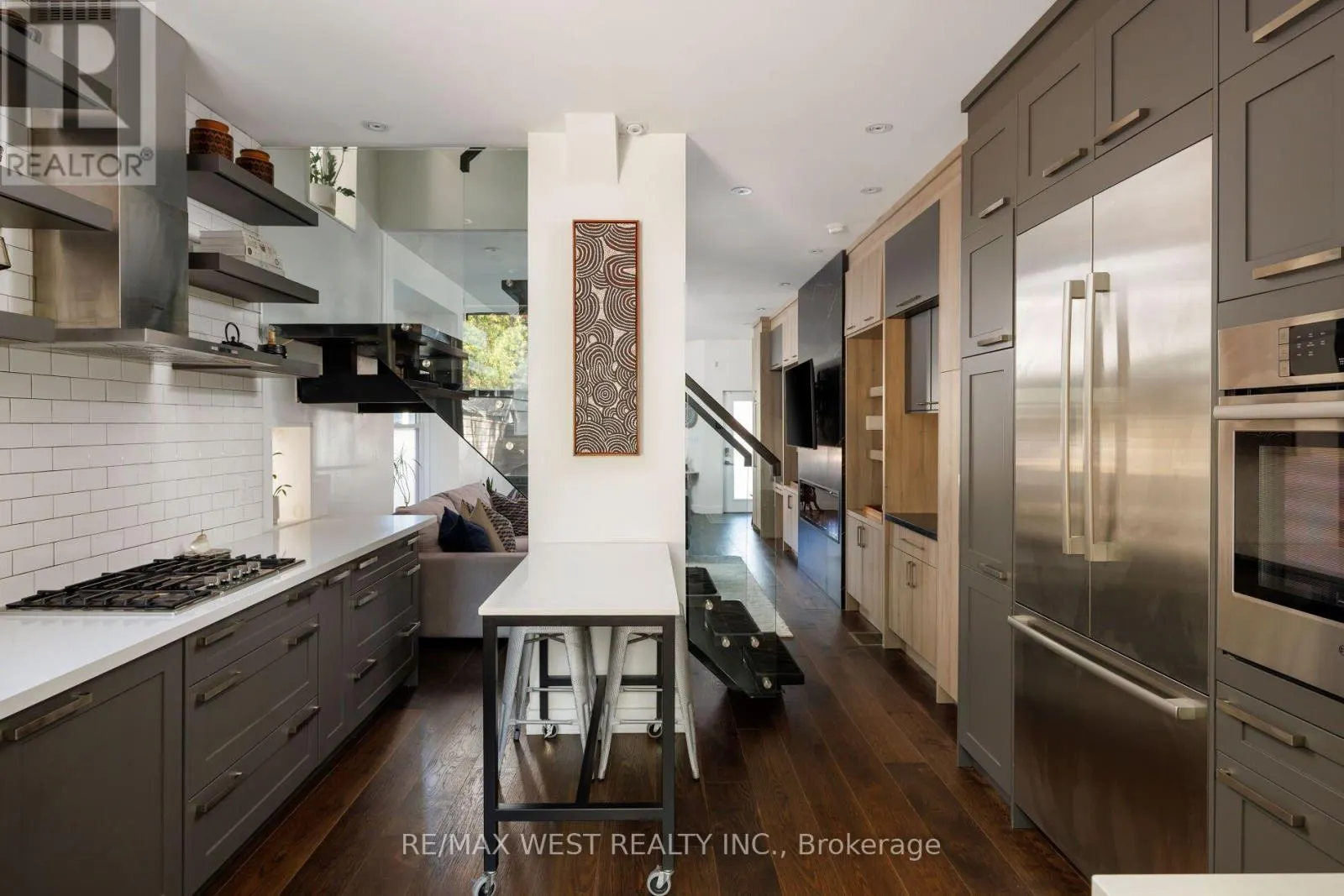 12 STRICKLAND AVENUE