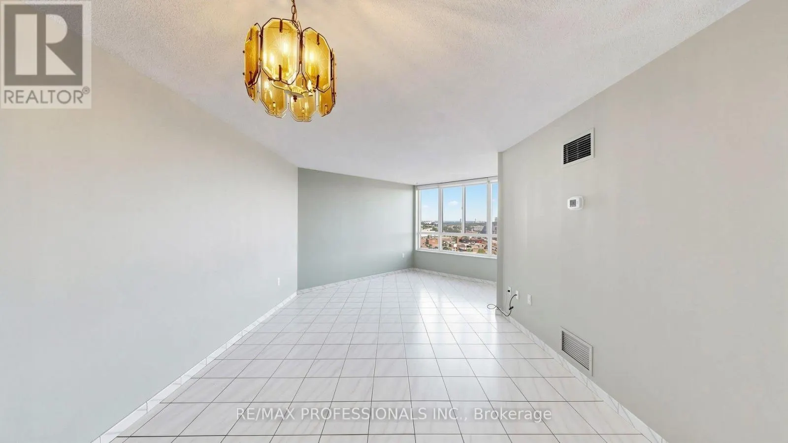 1107 - 20 CHERRYTREE DRIVE