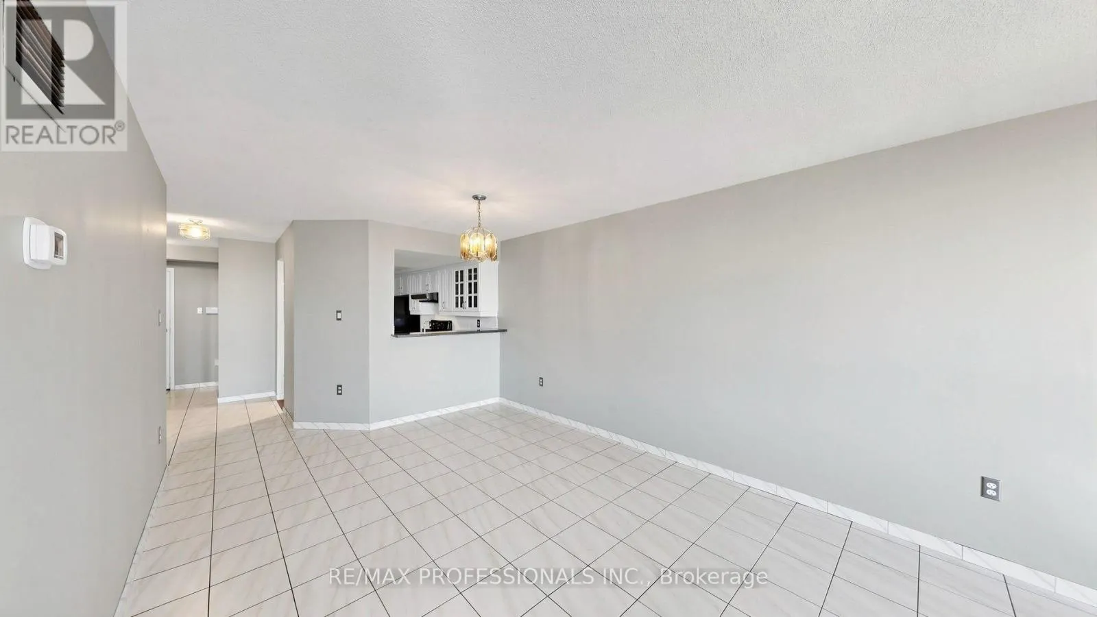 1107 - 20 CHERRYTREE DRIVE