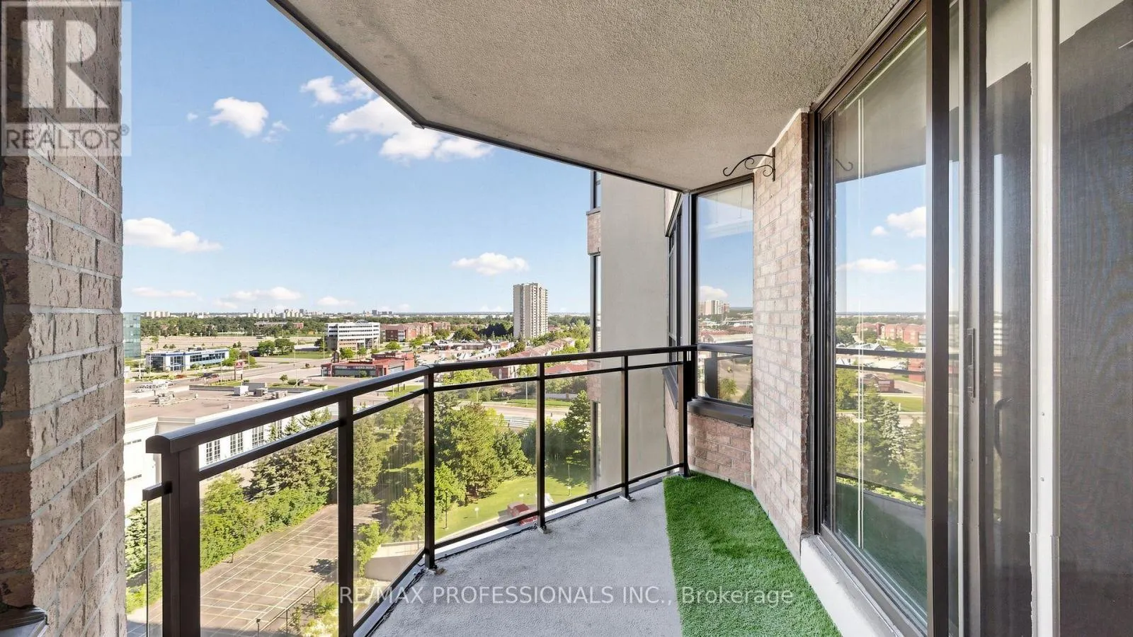 1107 - 20 CHERRYTREE DRIVE