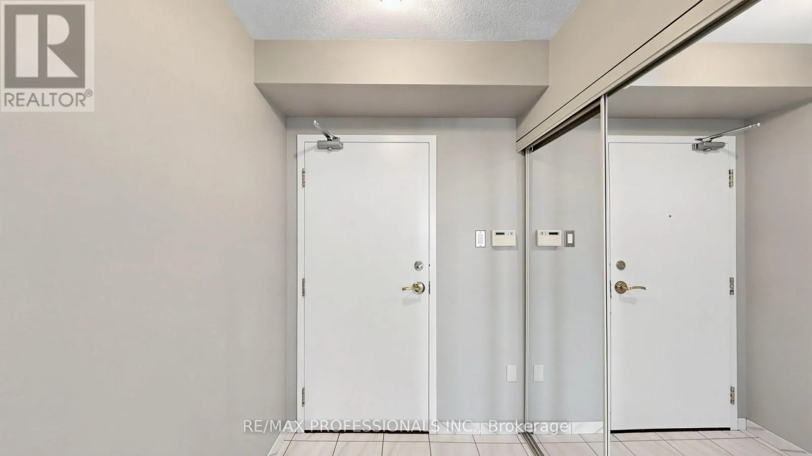 1107 - 20 CHERRYTREE DRIVE