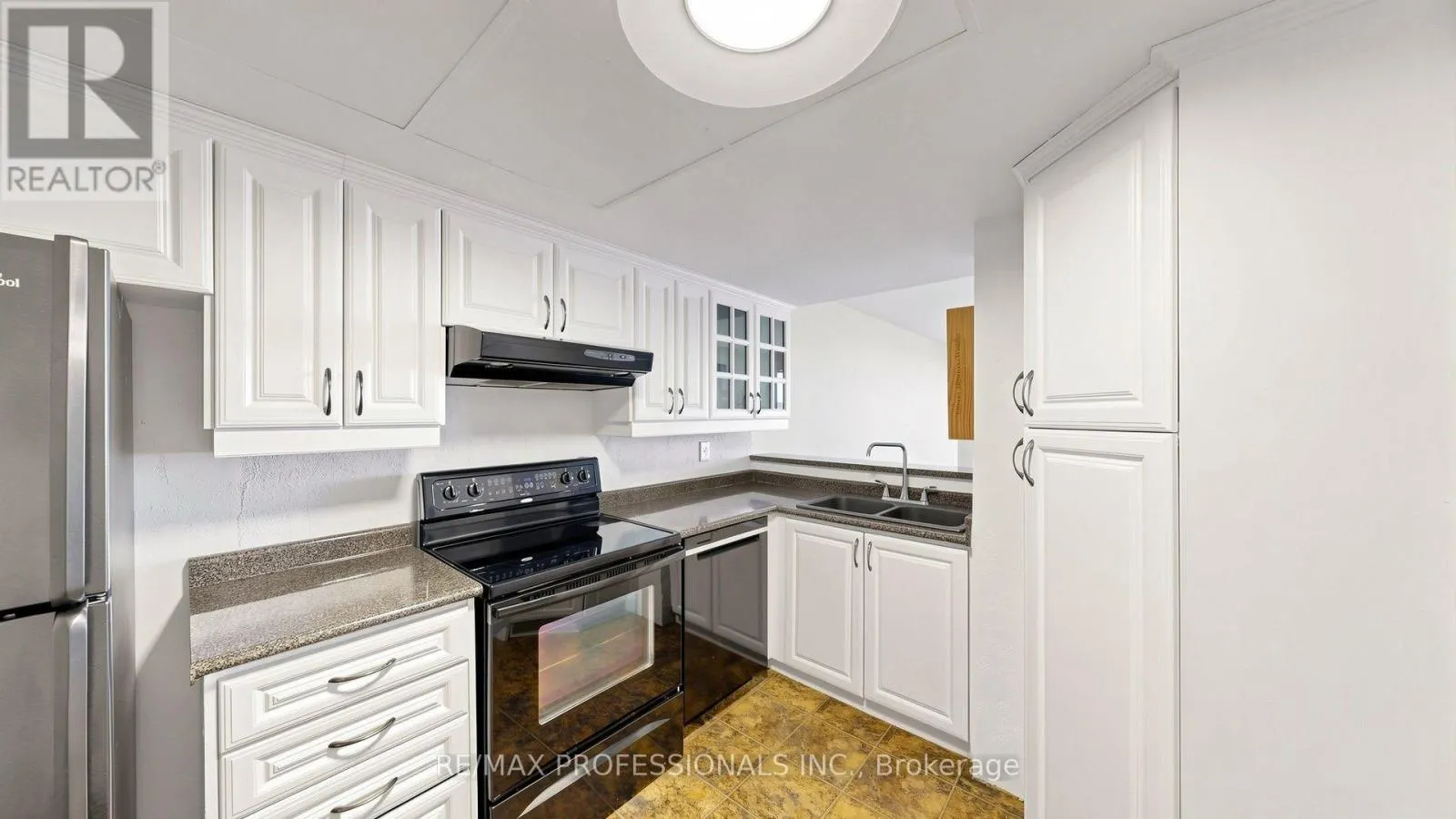 1107 - 20 CHERRYTREE DRIVE