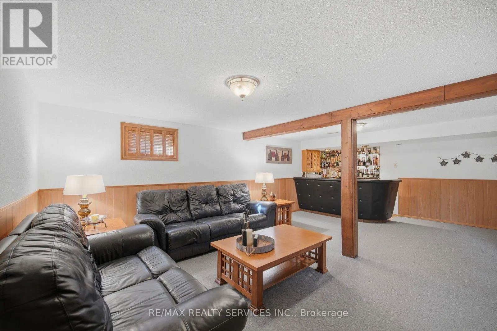 5 DRAKE BOULEVARD