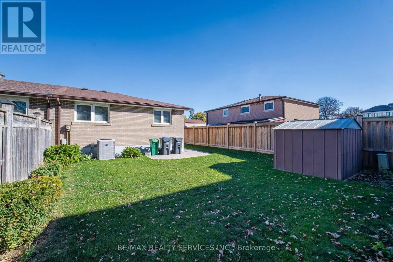 5 DRAKE BOULEVARD