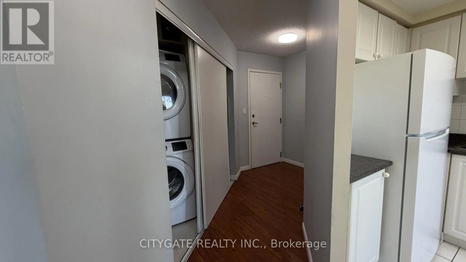 1111 - 135 HILLCREST AVENUE