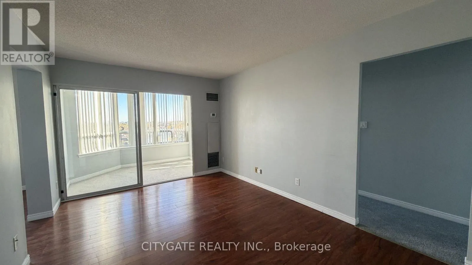 1111 - 135 HILLCREST AVENUE