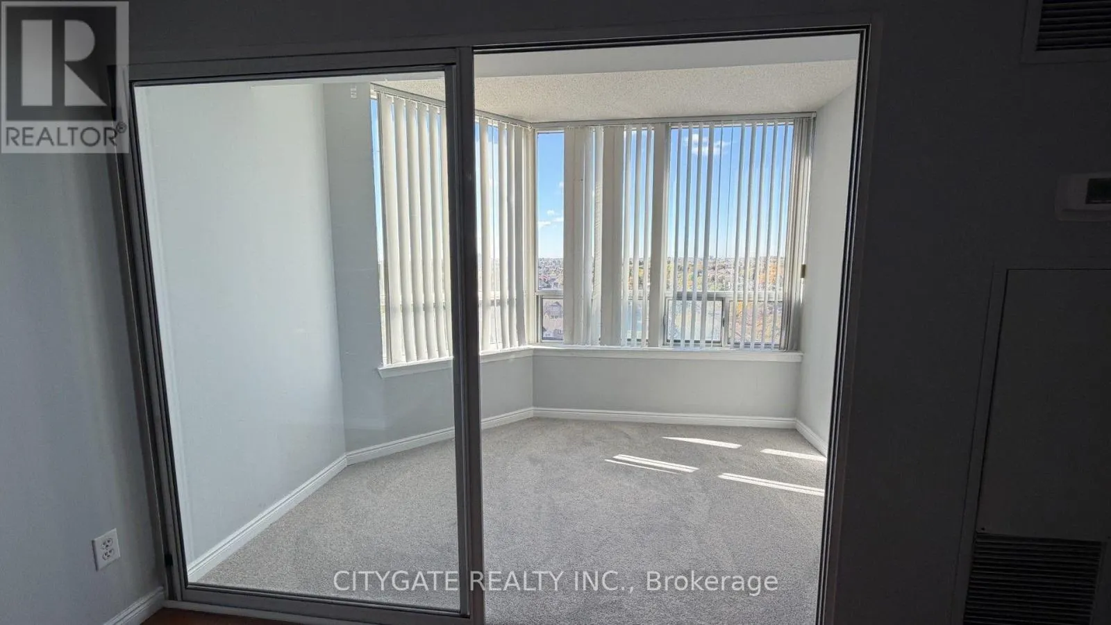 1111 - 135 HILLCREST AVENUE