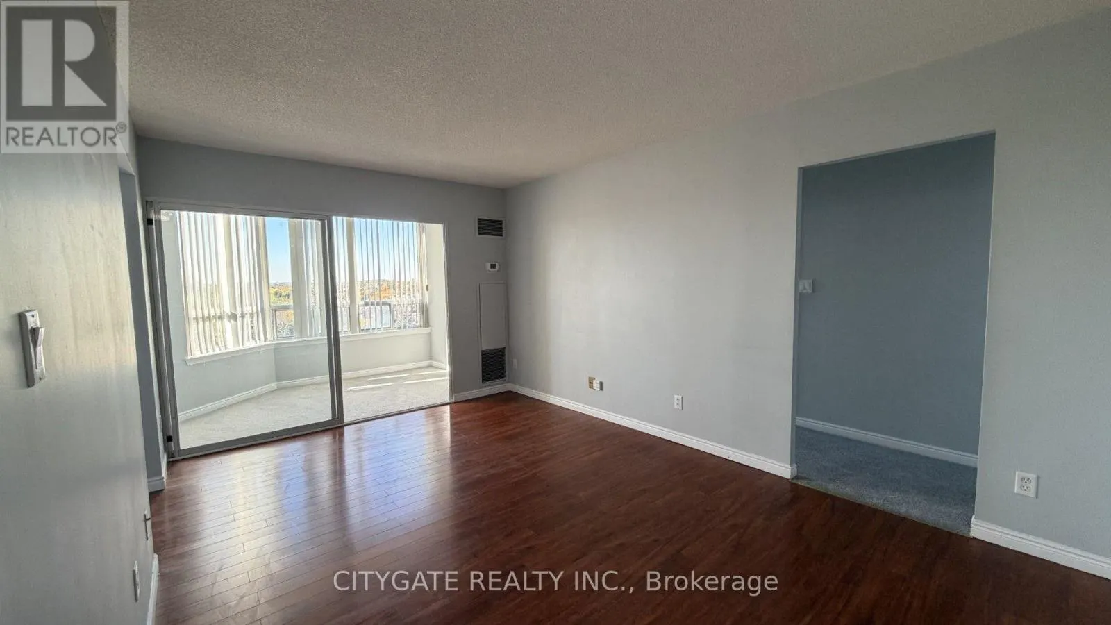 1111 - 135 HILLCREST AVENUE