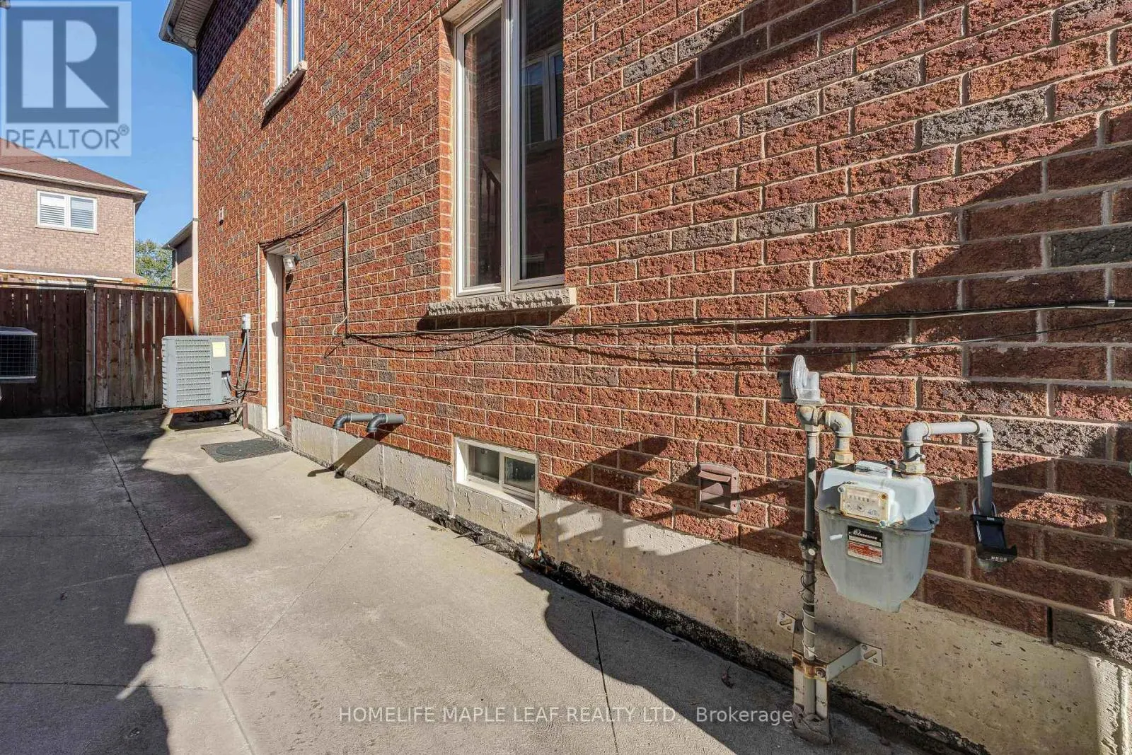 28 VINCENT STREET