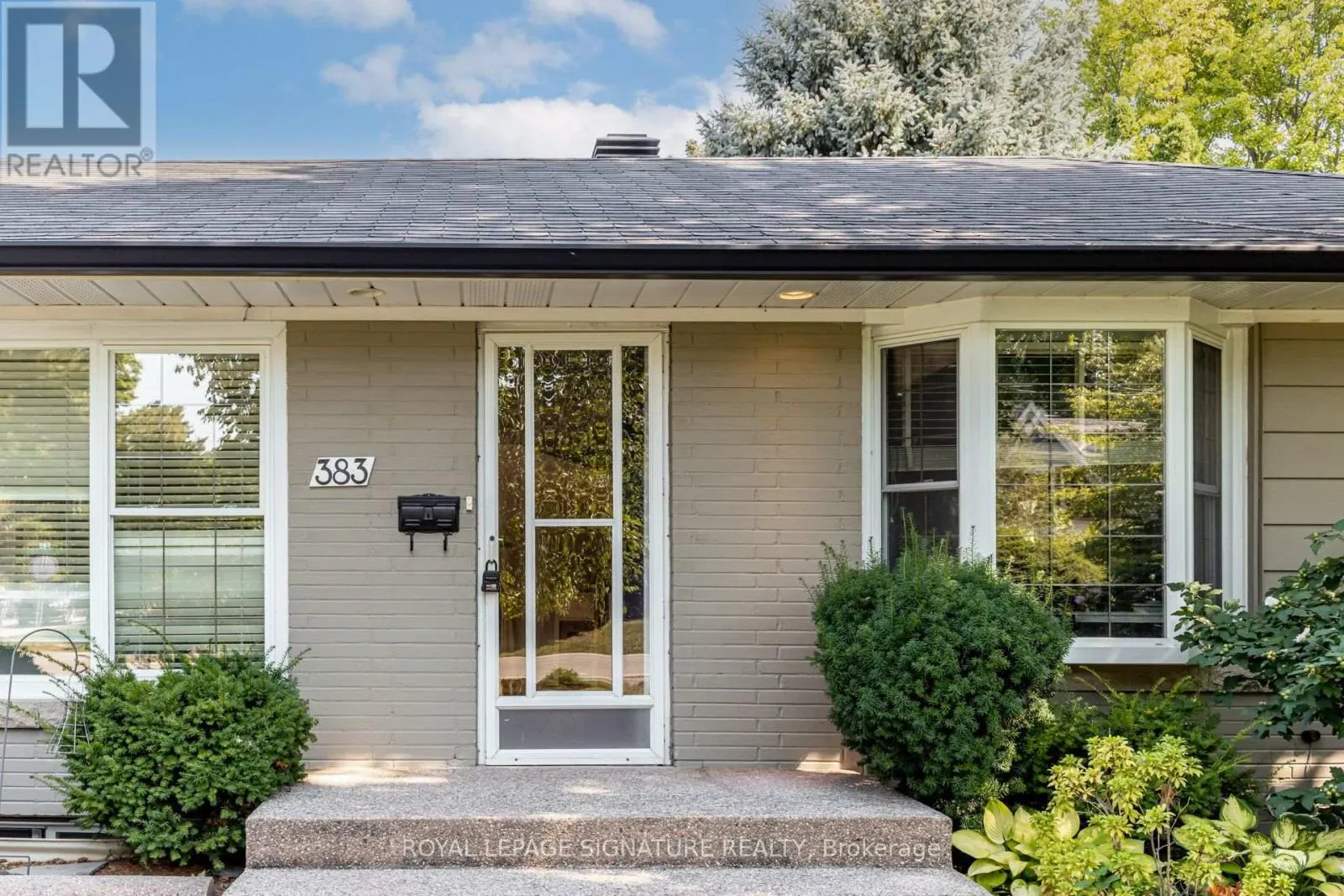 383 MAPLEHURST AVENUE